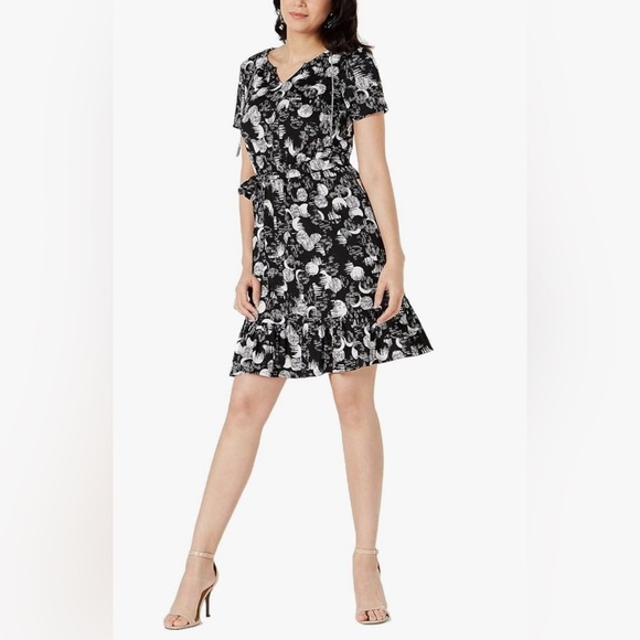 NY Collection Black and White Asymmetrical Flutter Sleeve Dress - Picture 1 of 10